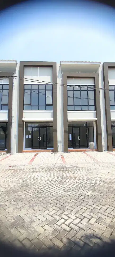 Ruko Megah aryana karawaci bagus  untuk tempat usaha padat penduduk