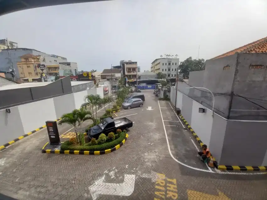 DIJUAL CEPAT TANAH BANGUNAN DEPAN KAMPUS BINUS ANGGREK KEMANGGISAN