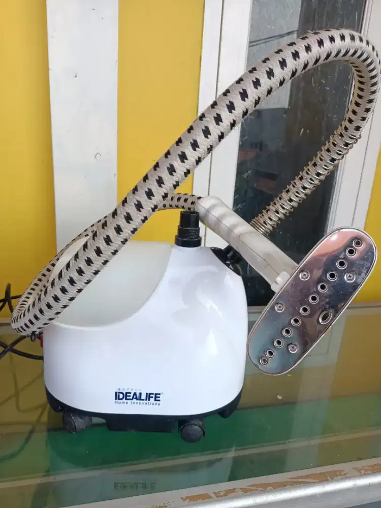 Jual cepat Setrika gosok uap