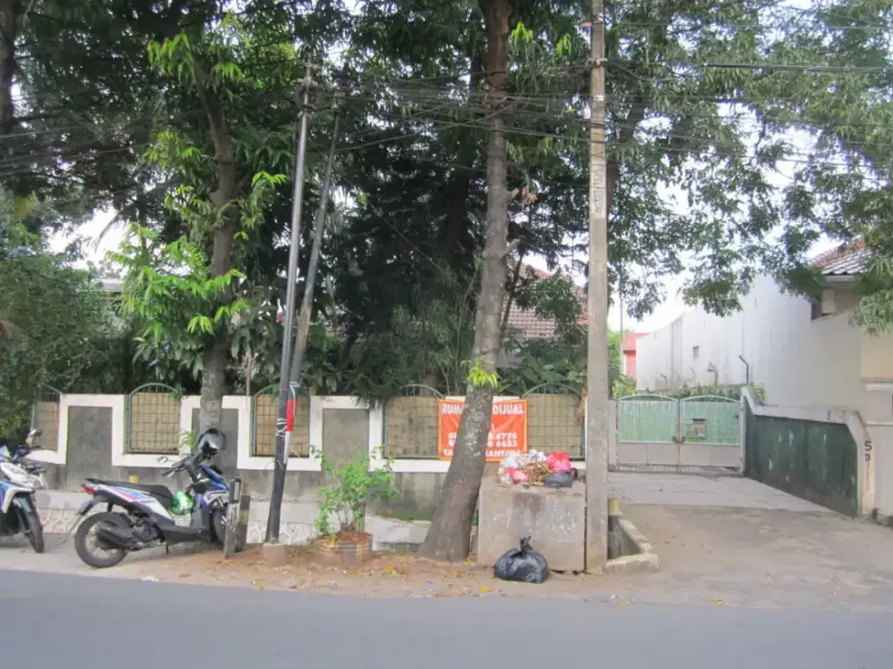 Rumah murah, 506 m2, bangunan siap huni di Condet