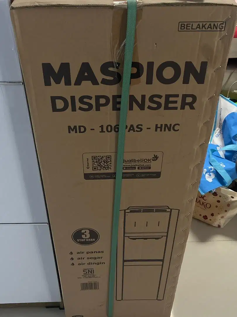 Dispenser Maspion Panas segar dingin