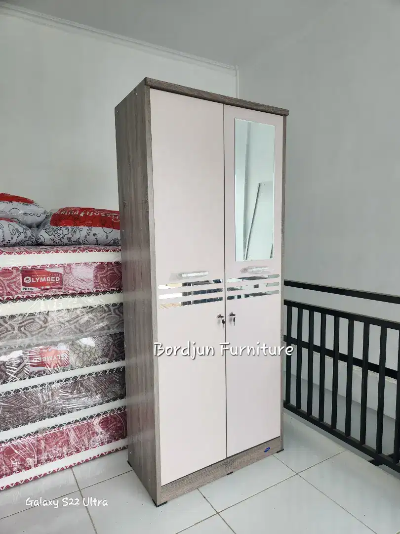 Lemari pakaian / lemari baju 2 pintu 190 cm