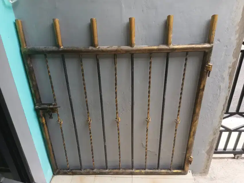 Pintu Pagar besi