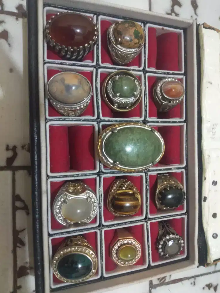 Batu Cincin Plus Ikatan