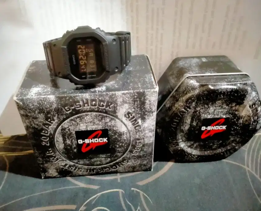 Jam Tangan G-SHOCK DW-5600BB-1DR