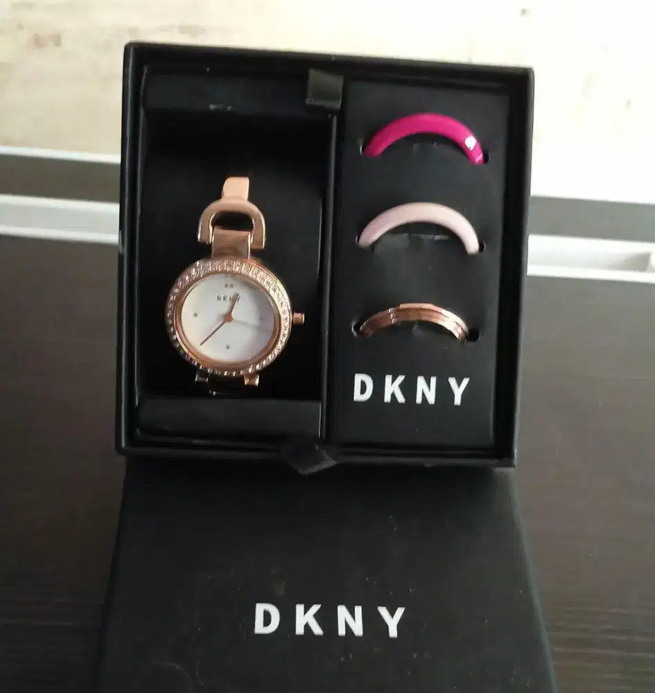 Jam Tangan Wanita Merk DKNY Ori Lengkap