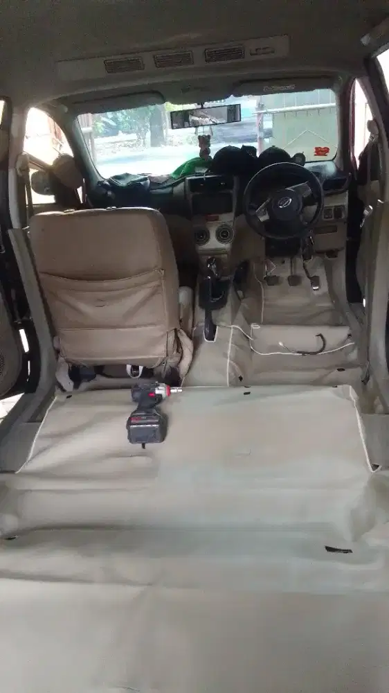 Karpet dasar Mobil Kain sintetis anti air dan debu