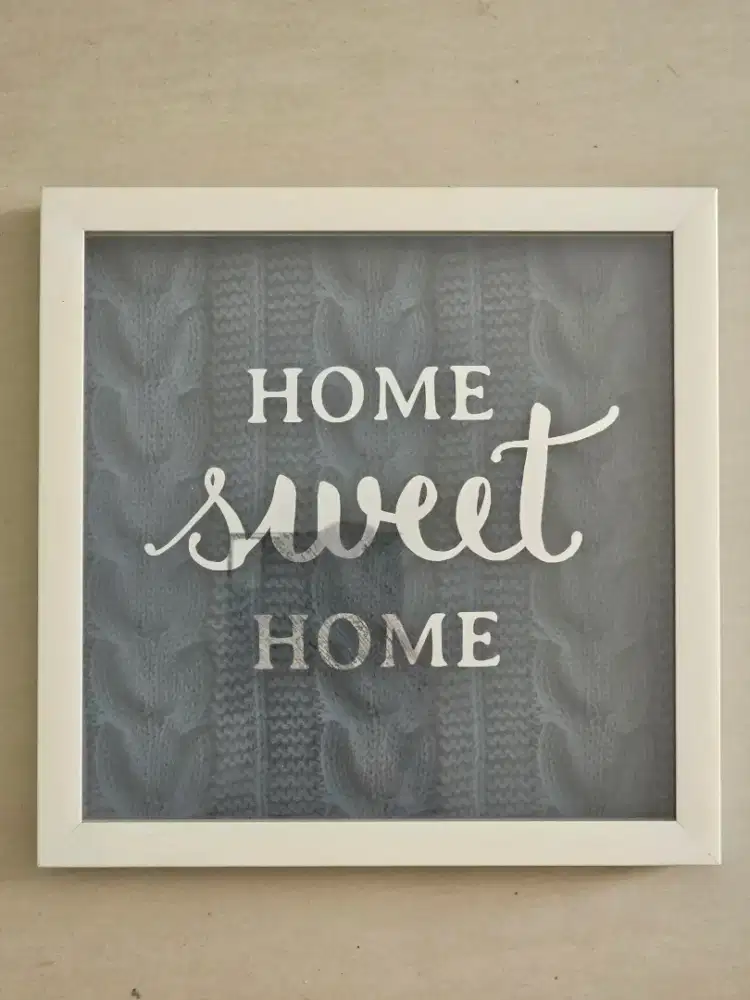 Pajangan dinding pigura dekorasi rumah