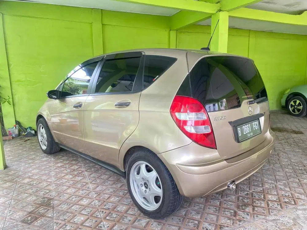 Dijual mbl mulus mercedes benz A150