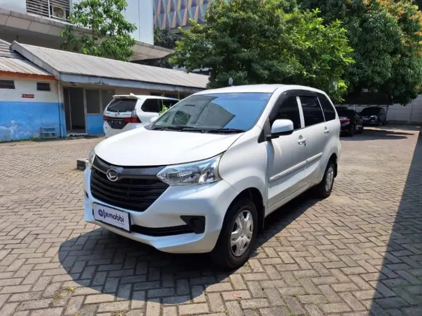 [OLXmobbi] Daihatsu Xenia 1.3 X STD Bensin-MT 2016 Putih UIE