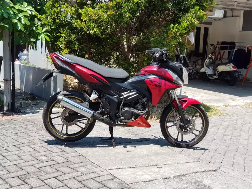 Honda CS1 2008 Plat W sda