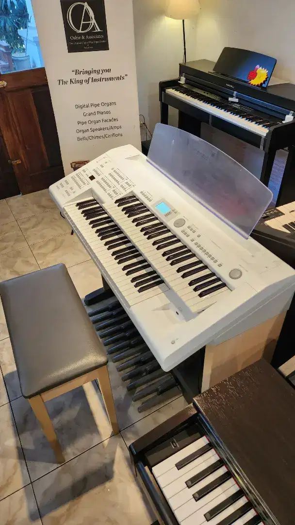 Yamaha Electone Stagea ELB-02 Clavinova Arius Organ DGX Digital