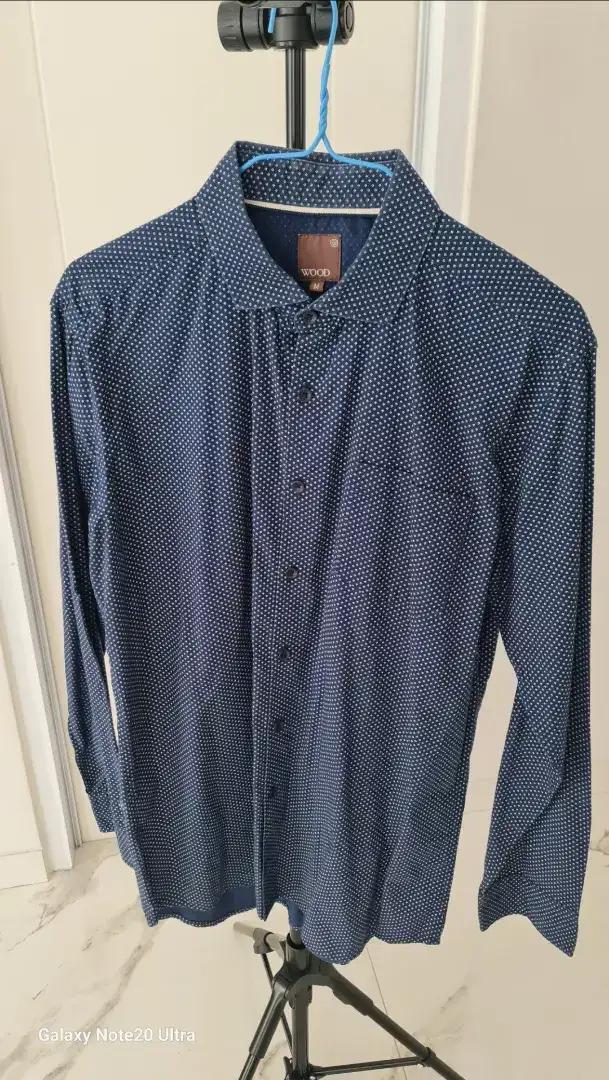 Kemeja Pria WOOD size M