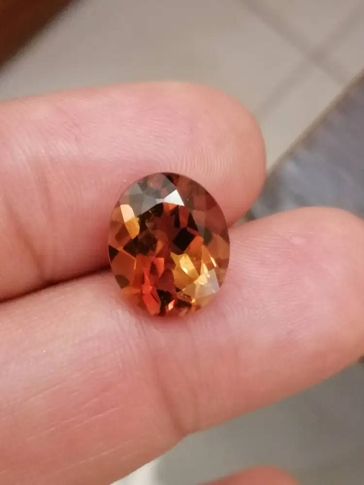 batu natural sherry topaz