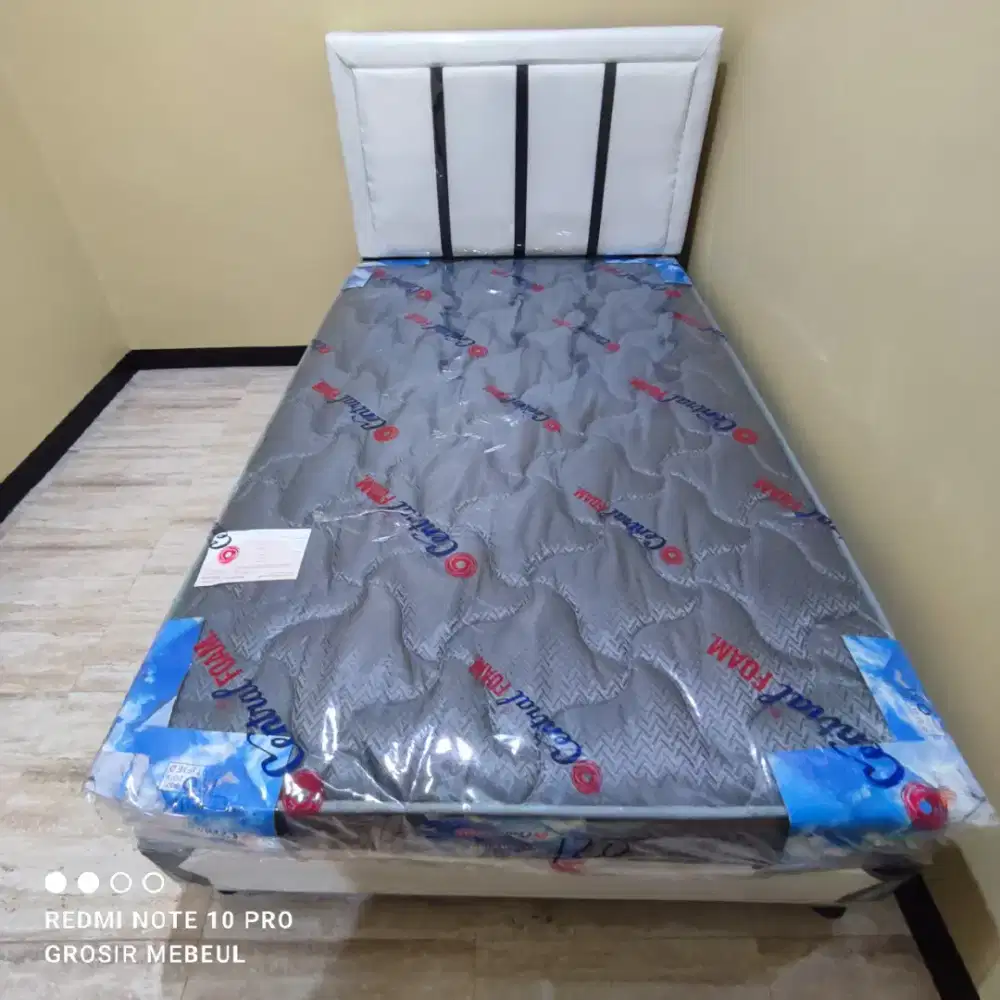 1 Set Dipan + kasur Busa Central uk 120 x 200 cm x 20 cm
