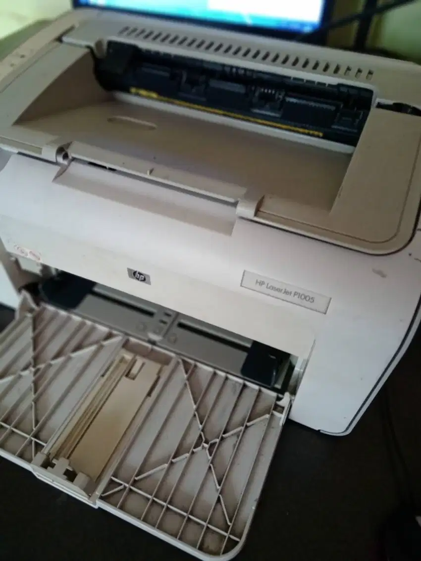 Printer HP LAserjet P1005 Toner penuh tinggal pakai