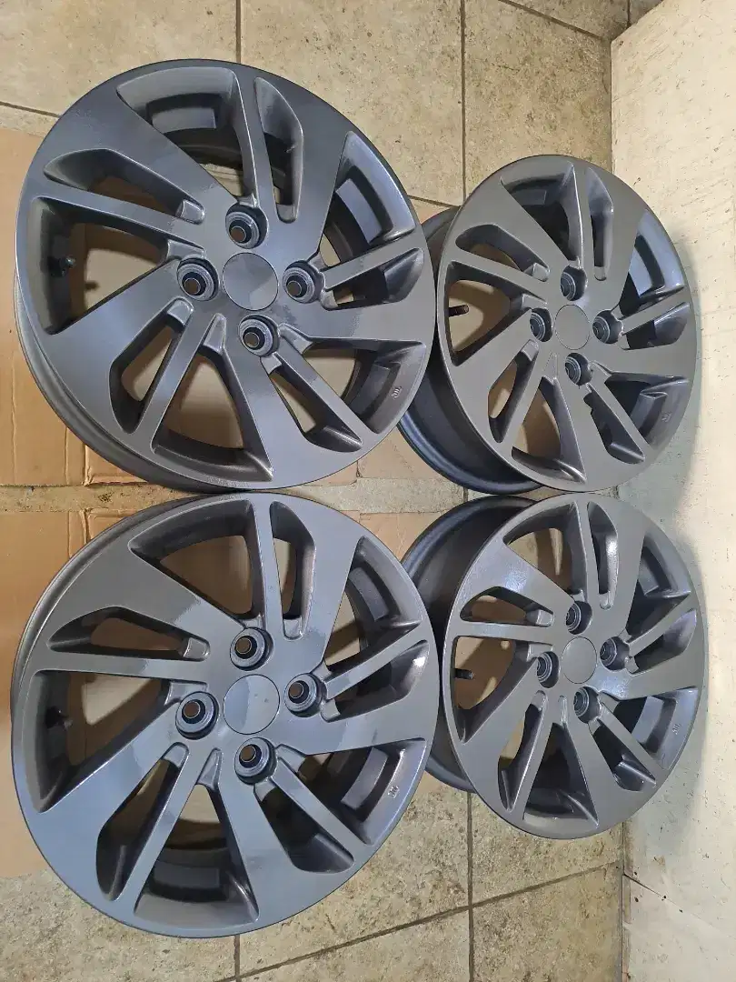 Velg Oem Daihatsu Sirion R14 4x100 (Original)