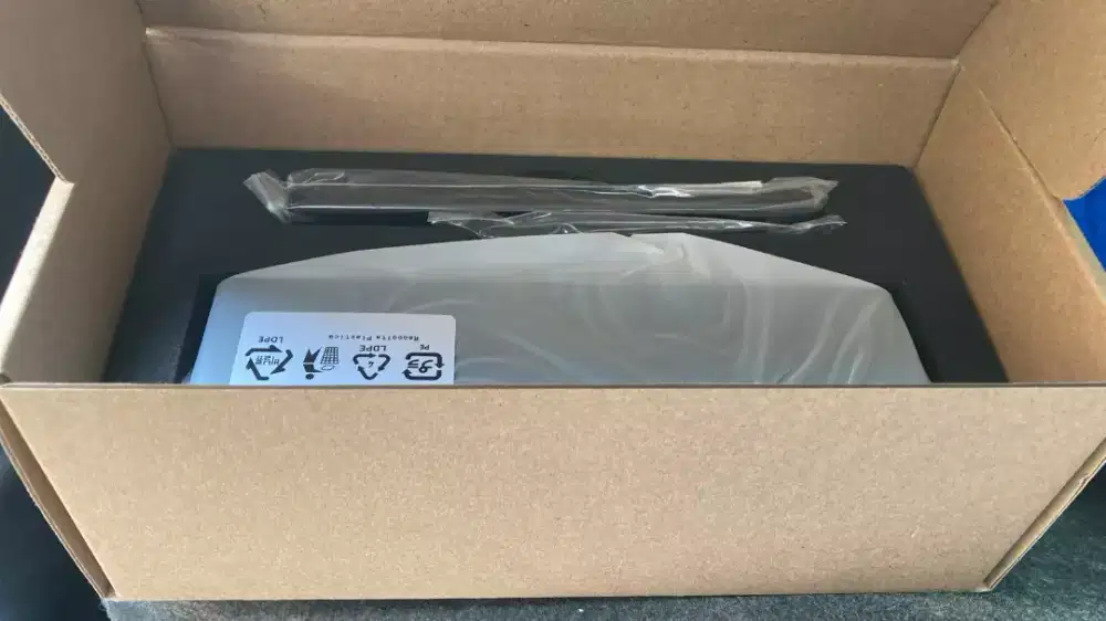 Kamera Konferensi 4K Cerdas DVY32 Benq