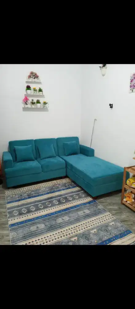 Sofa letter L, good condition