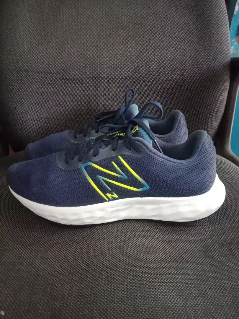D jual sepatu NB size 44