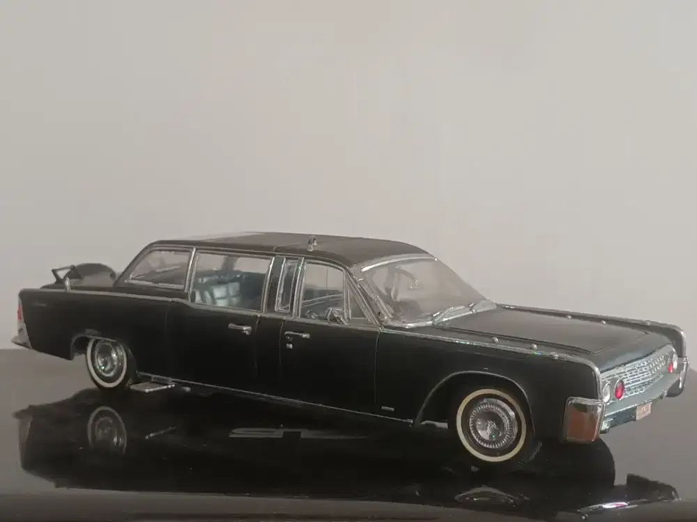 Yat Ming Die Cast 1961 Lincoln Quick Fix Presidential Limousim