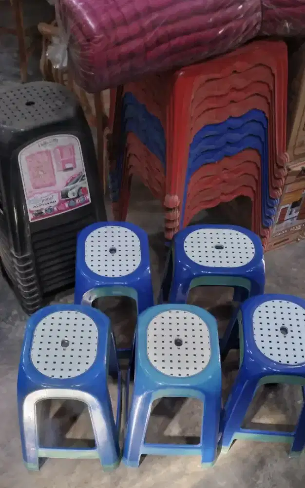 Jual cepat kursi plastik murah aja siapa cepat dapat