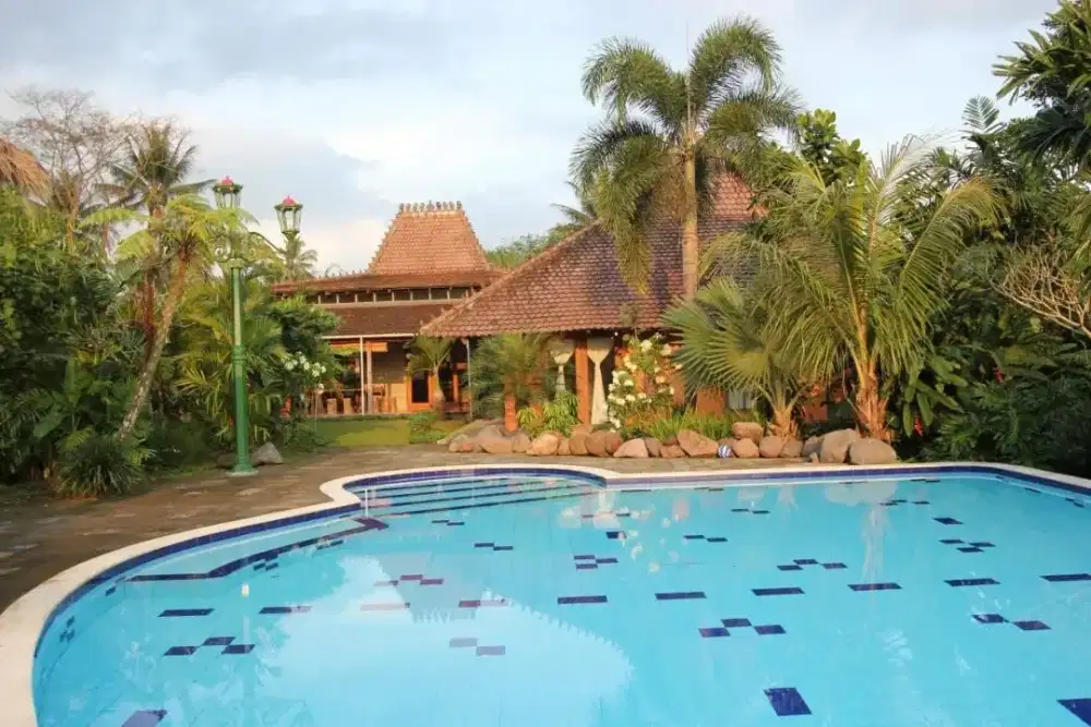 Jual rumah joglo yogyakarta cocok usaha  hotel homestay