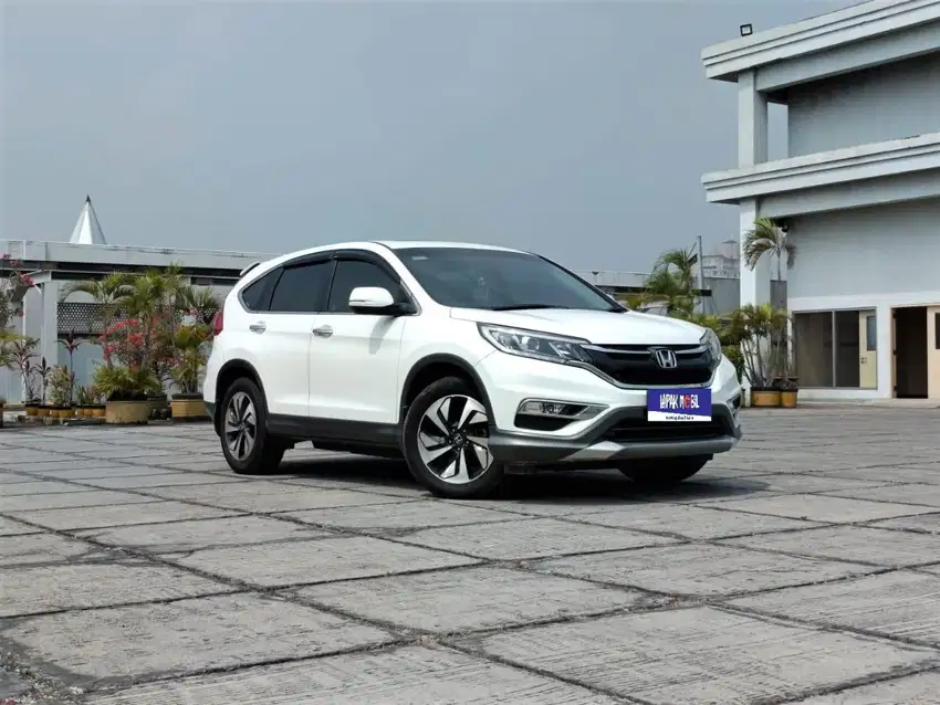 Honda CR-V 2.4 Prestige Audio Fender 2016 Km 69rb,Tangan 1