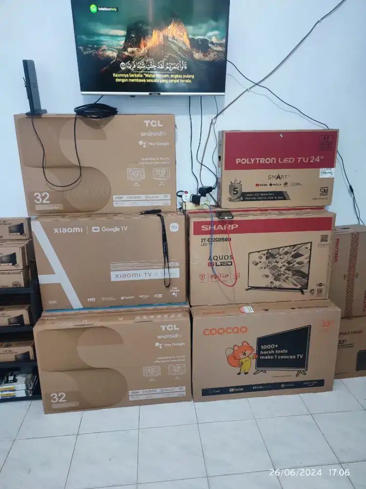 AQUA 32in Digital Tv