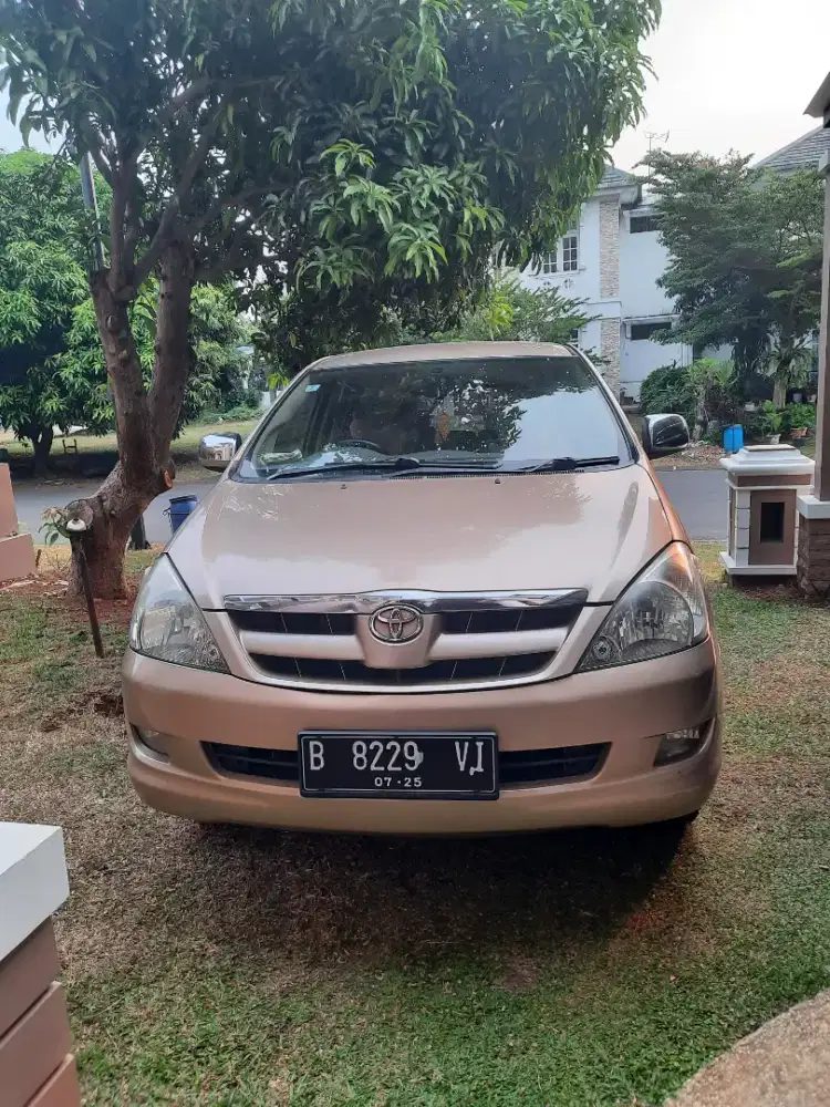 Jual mobil toyota kijang inova tipe V manual