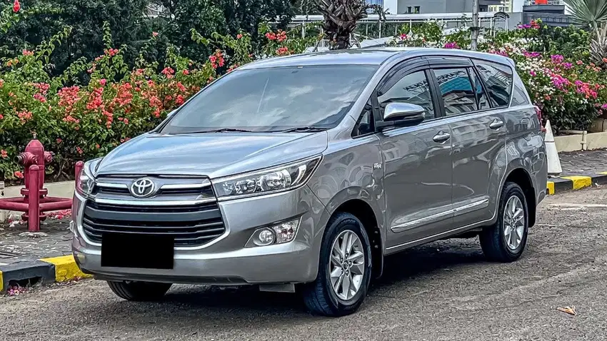 TDP 15 JT Toyota Kijang Innova 2.0 G AT Bensin Silver Metalik NIK 2017