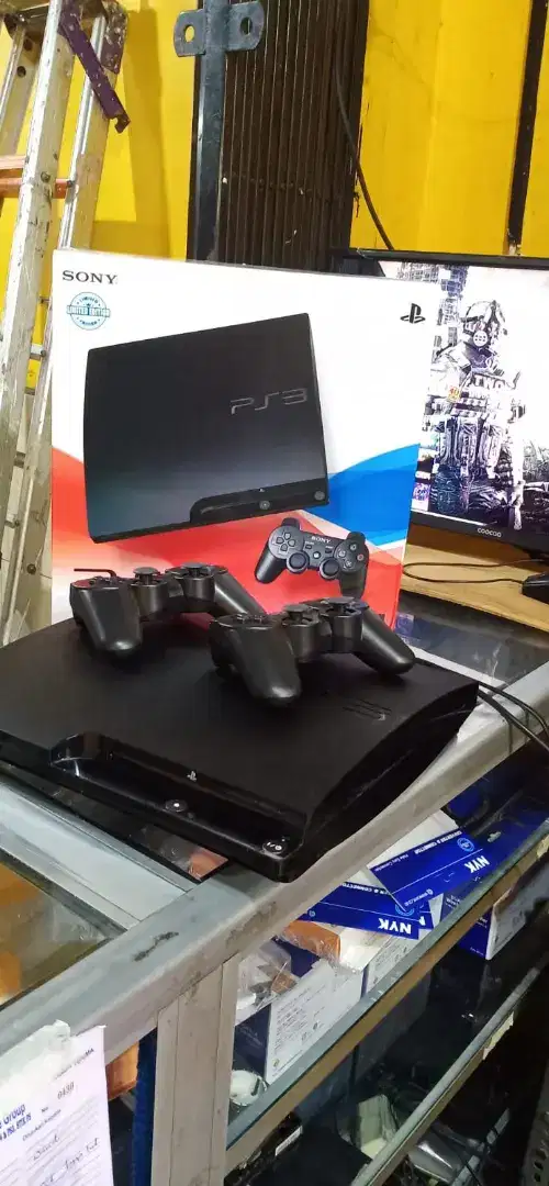 Ps3 slim 320 GB komplit 2stik