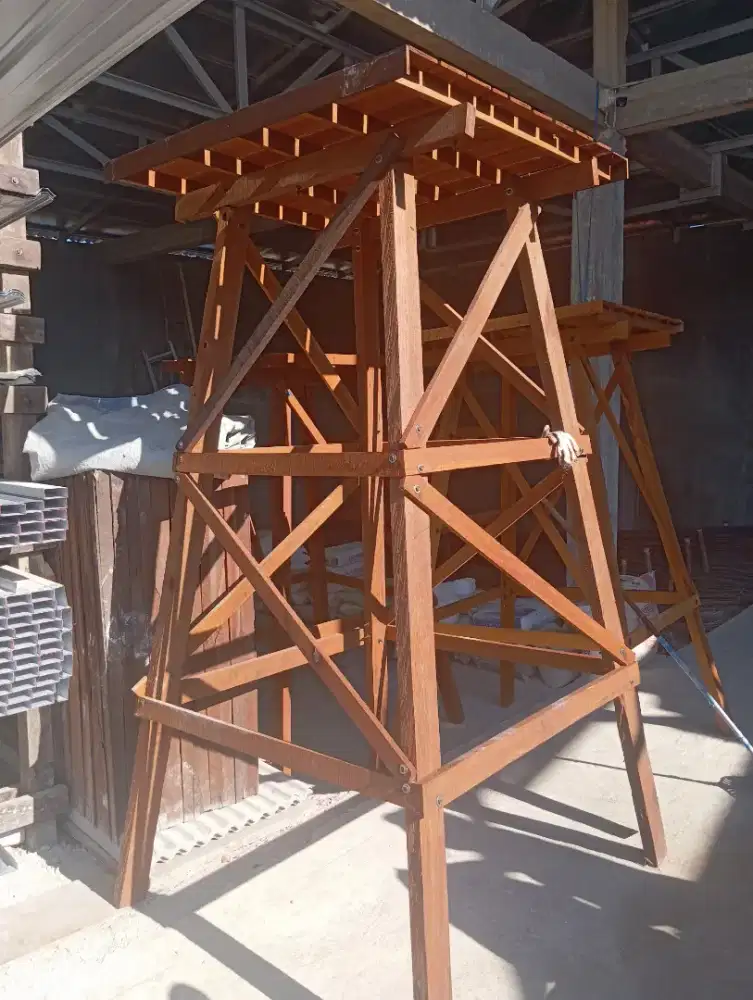 Menara tandon ulin 2,5m