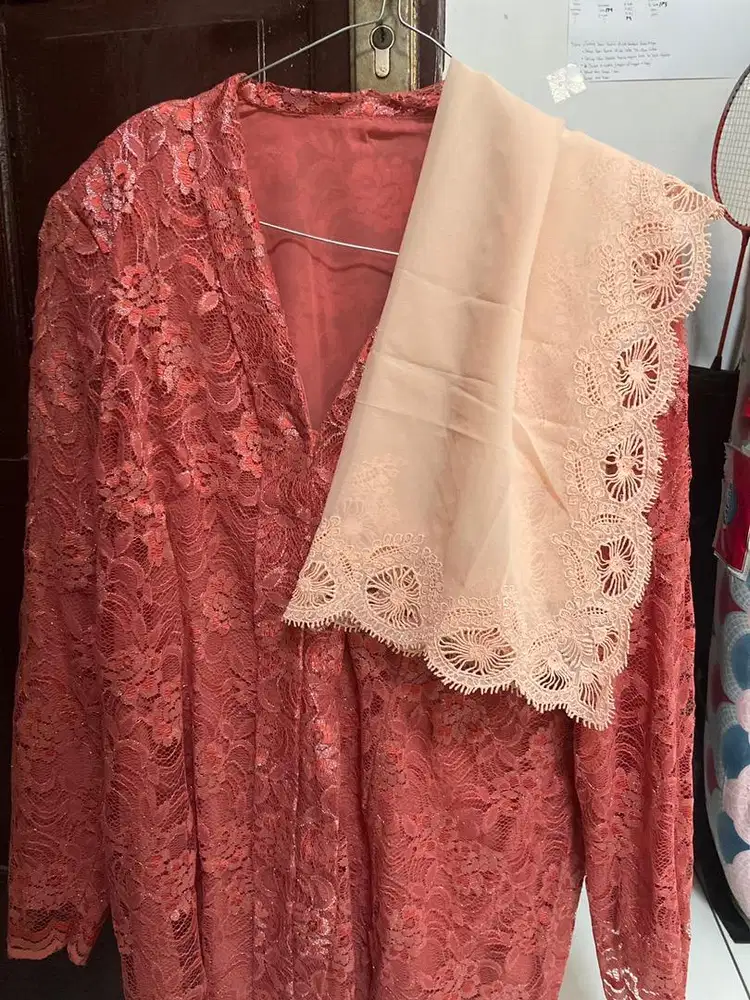 Kebaya brukat full furing