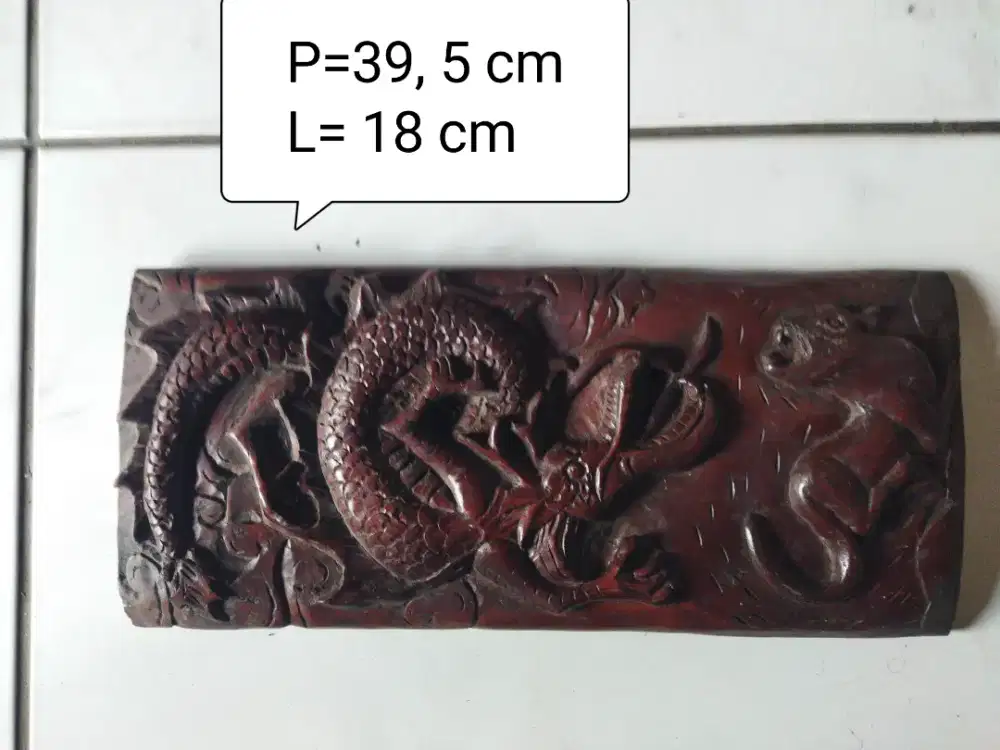 Kayu ukiran gambar naga ala jawa