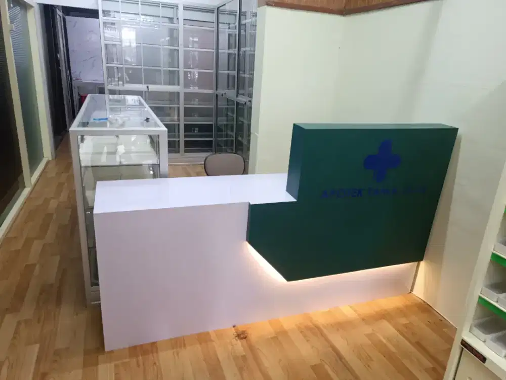 Meja Bar / Meja Kasir.