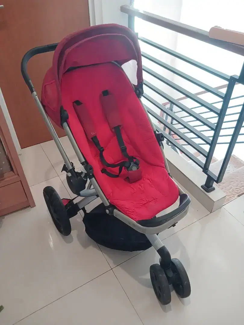 Stroller Quinny Buzz Merah