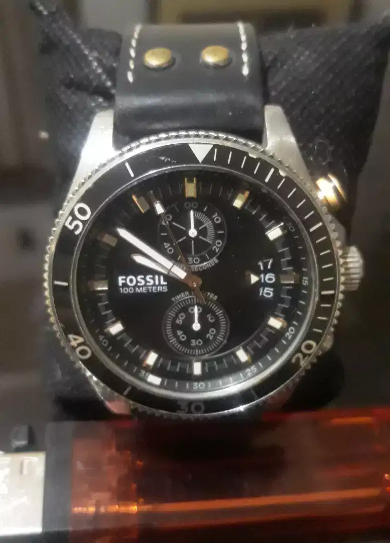 Jam tangan Fossil