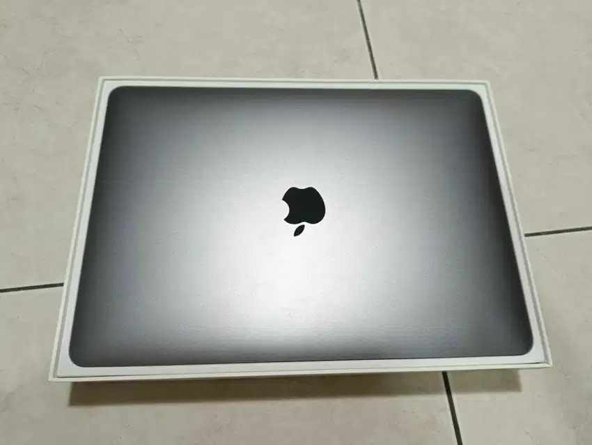 MacBook Pro 13 inch 2017 Core i5 8GB