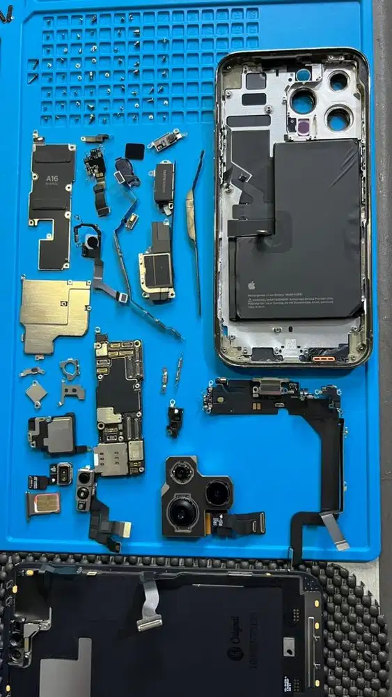 Service iPhone dan Android Semarang