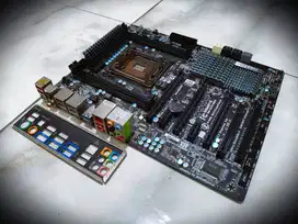 GIGABYTE GA-X79-UD3 + Intel Xeon E5 - Support M.2 NVMe PCIe Gen3 x4