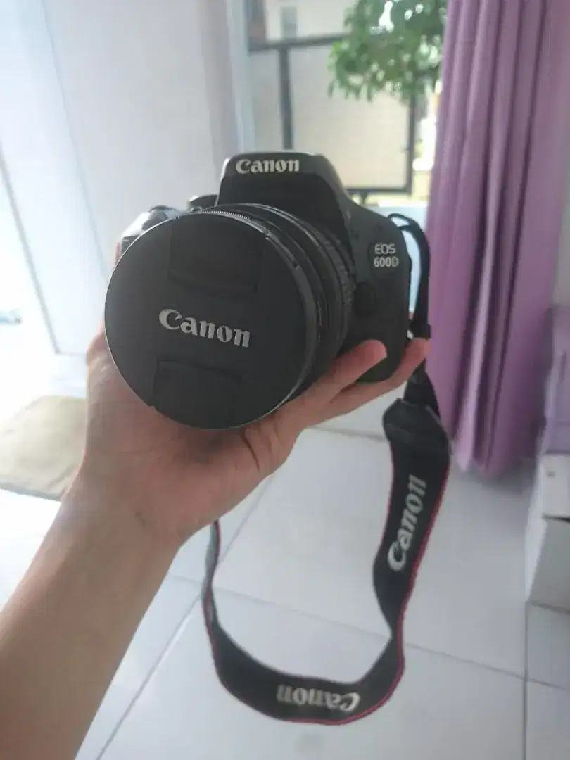 Kamera DSLR Canon EOS 600D