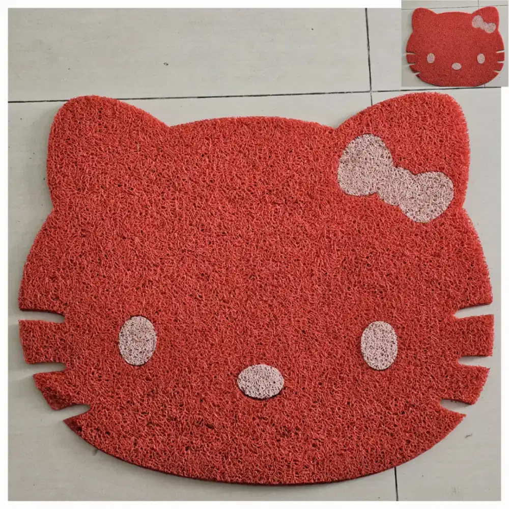 Keset hello kitty besar