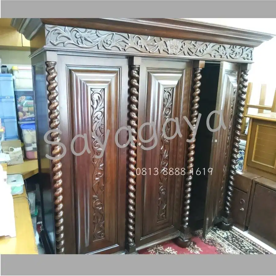 DIJUAL LEMARI ANTIK KUNO VANDERPOL ASLI 3 pintu
