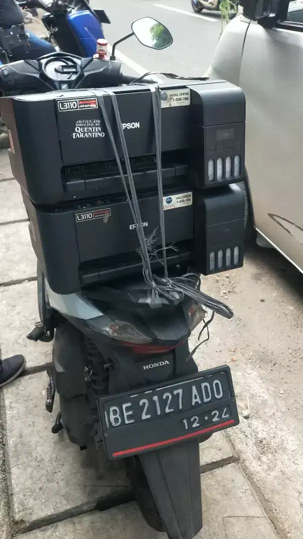 Dibeli alat ex kantor