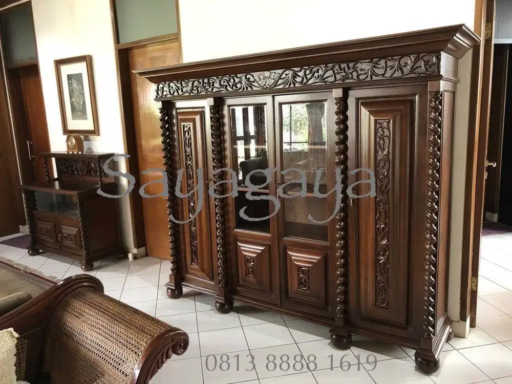DIJUAL LEMARI KUNO ANTIK ANTIQUE VANDERPOL 4 PINTU Asli Jati Tebal