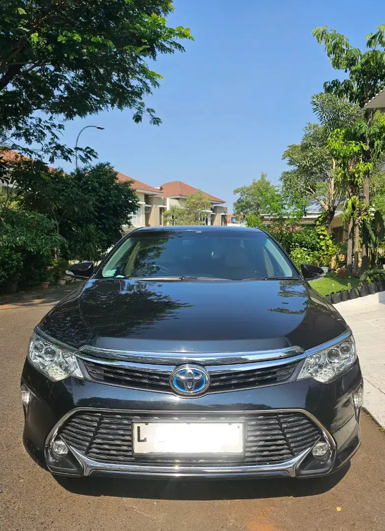 Toyota New Camry 2.5L Hybrid AT 2017 Hitam facelift LOW KM