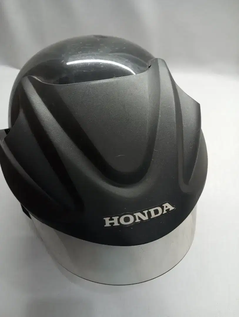 Helm SNI warna hitam