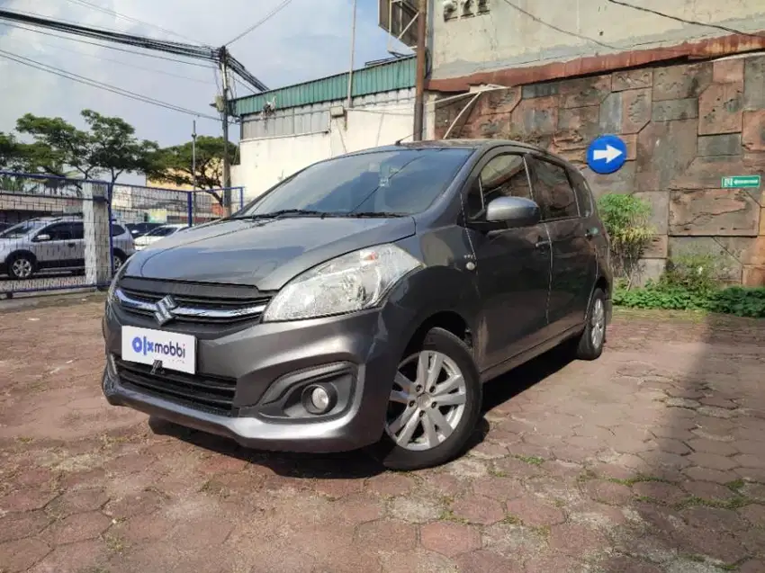 Suzuki Ertiga 1.4 GL Bensin-MT 2018 Abu-Abu /