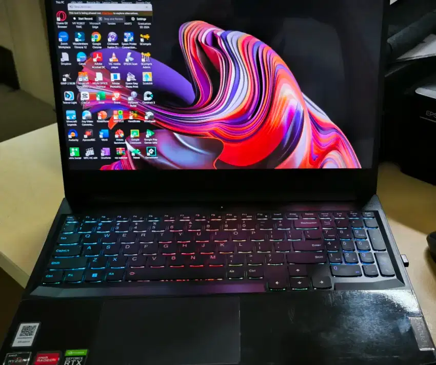 Lenovo Ideapad gaming RTX 3050 Rzyen 7 5800H 32GB RAM  (nego)